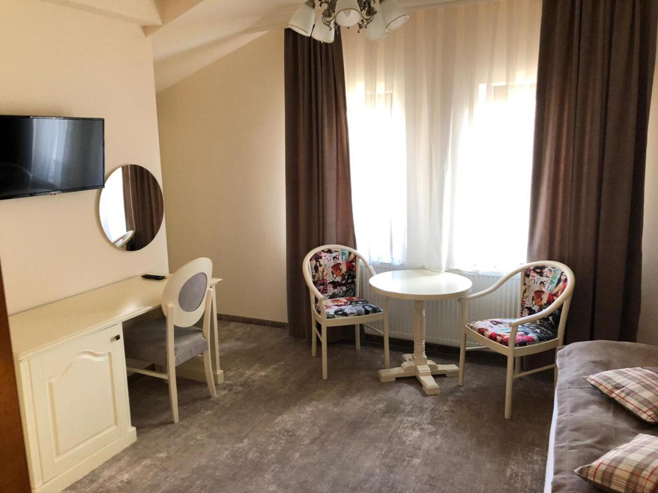 Bed and Breakfast Ana Boutique Alba Iulia Zewnętrze zdjęcie