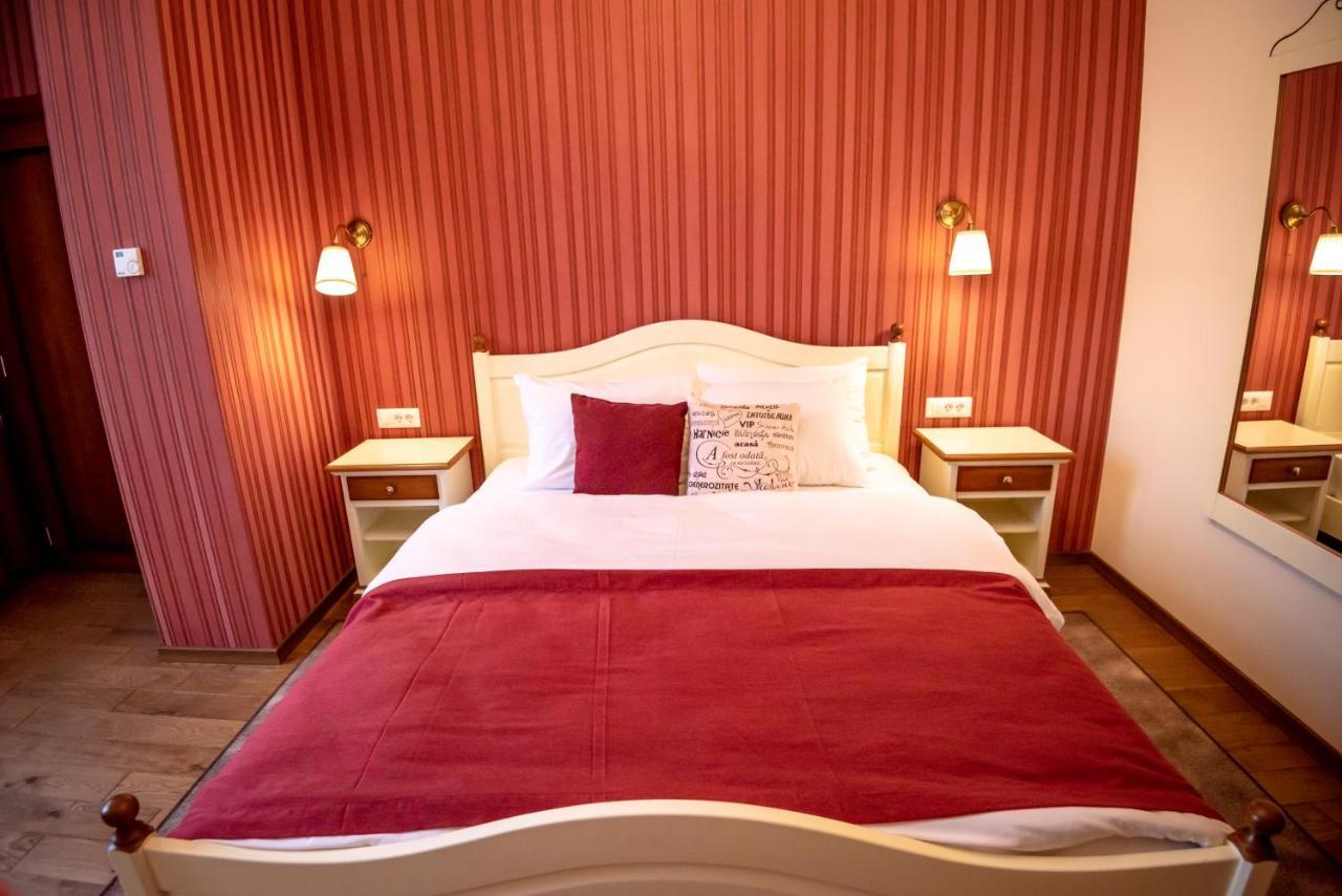 Bed and Breakfast Ana Boutique Alba Iulia Zewnętrze zdjęcie