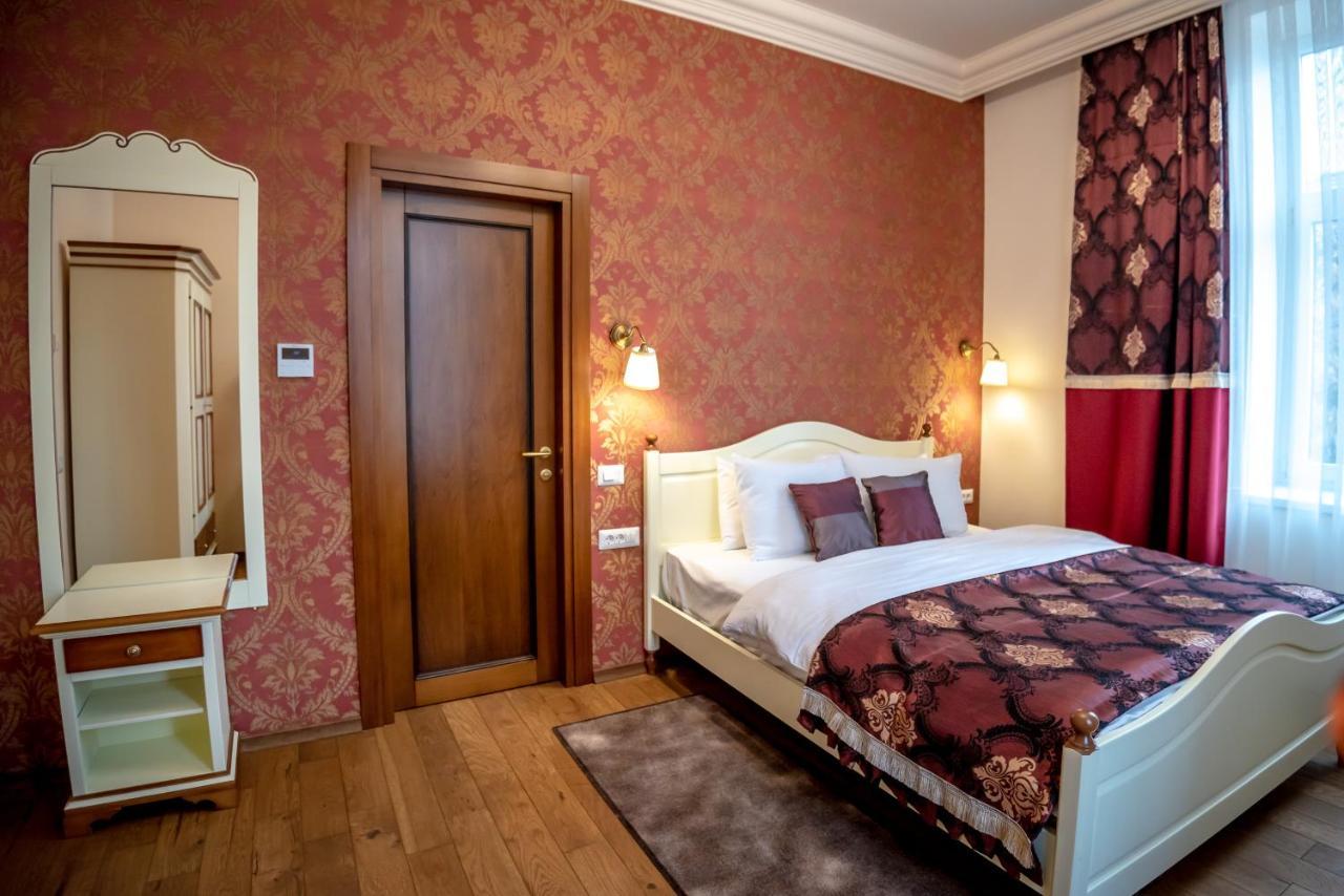 Bed and Breakfast Ana Boutique Alba Iulia Zewnętrze zdjęcie