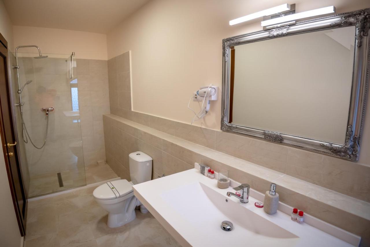 Bed and Breakfast Ana Boutique Alba Iulia Zewnętrze zdjęcie