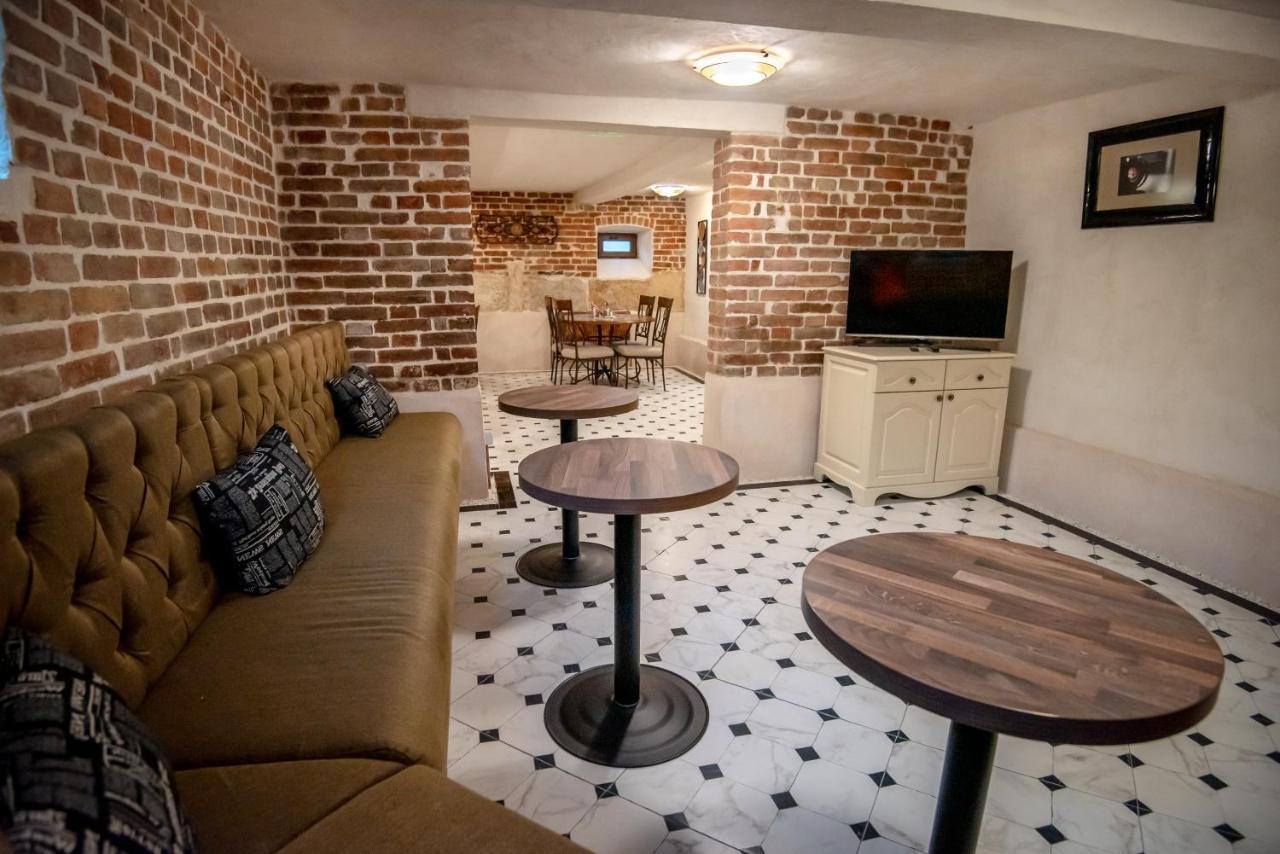 Bed and Breakfast Ana Boutique Alba Iulia Zewnętrze zdjęcie